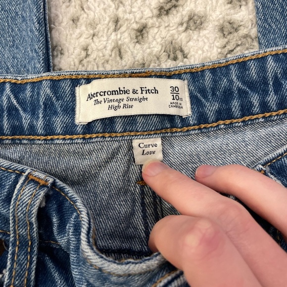 Abercrombie curve love the vintage straight high rise jeans - Picture 2 of 3
